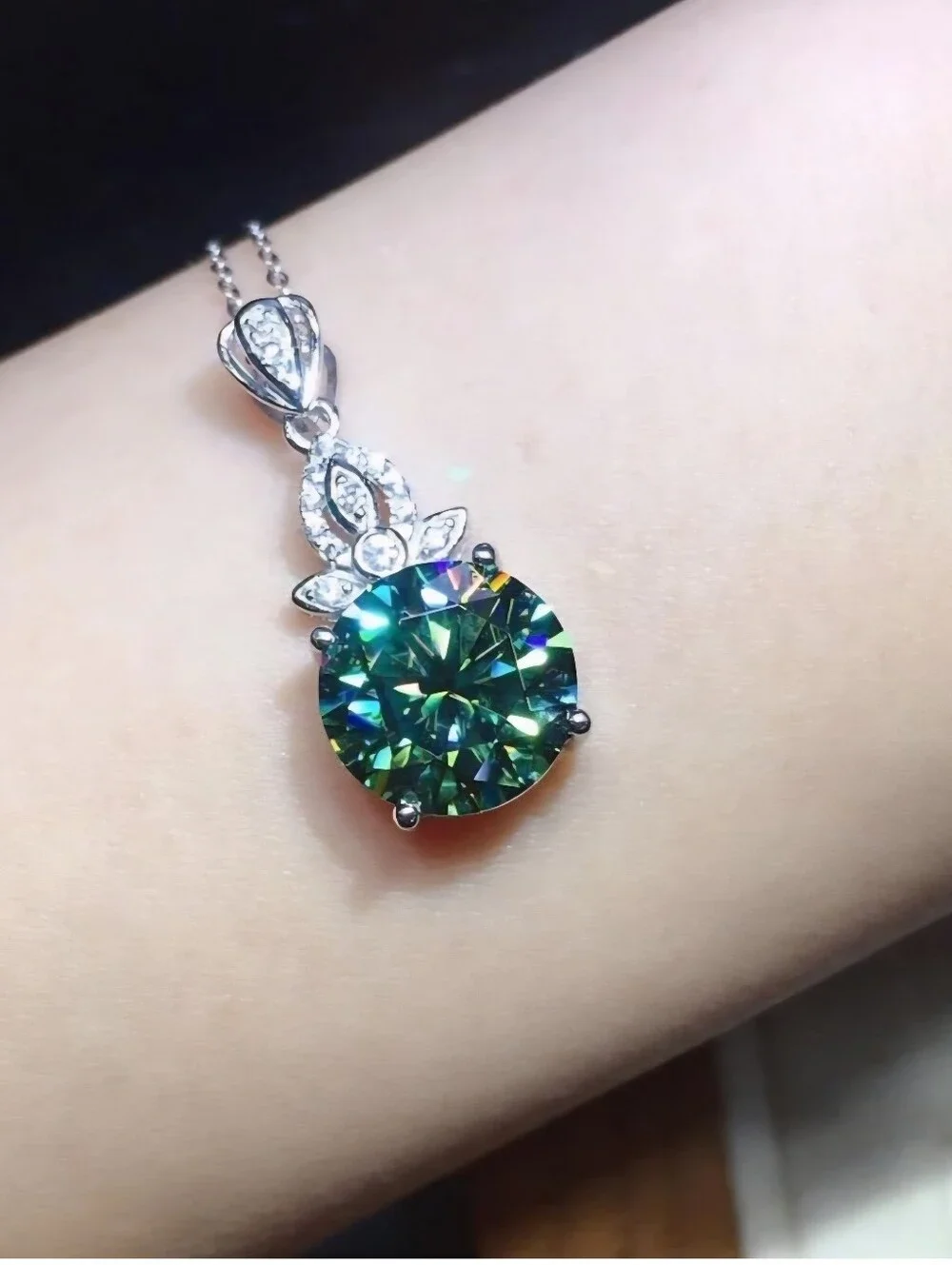Emerald Green Cubic Zirconia Pendant Necklace - Women Jewelry
